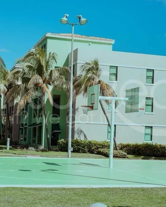 Loiza3 Bed 2 Bath 2 Parking 5 Poolsアパートメント